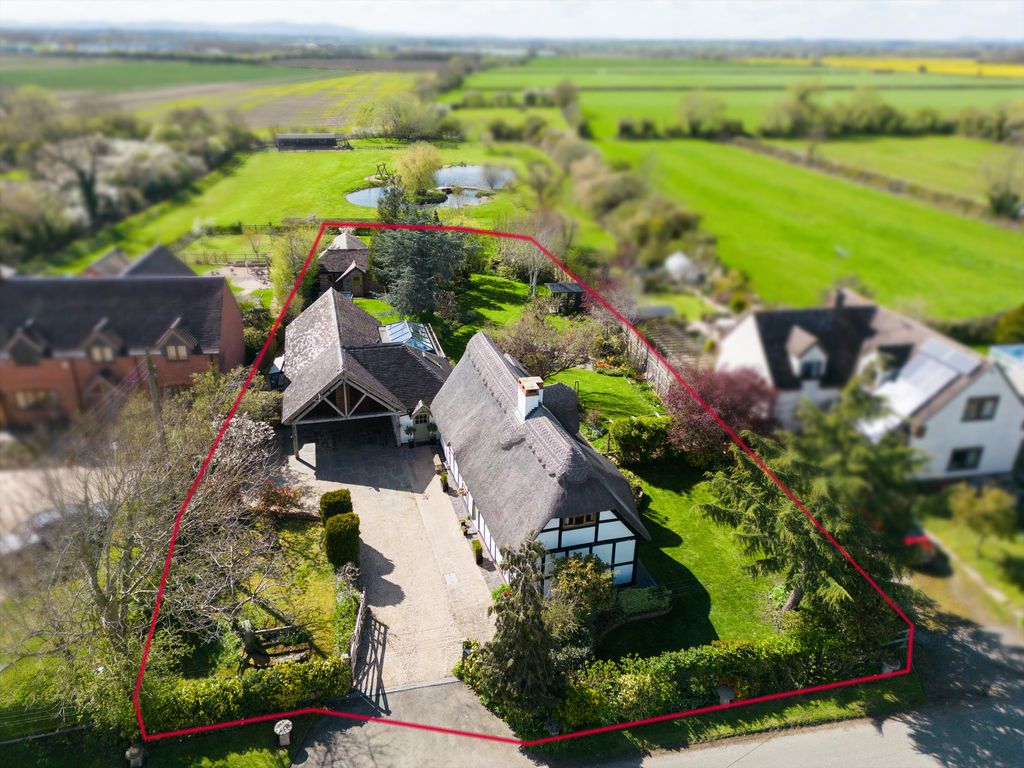 Property photo 3 of 47 Image