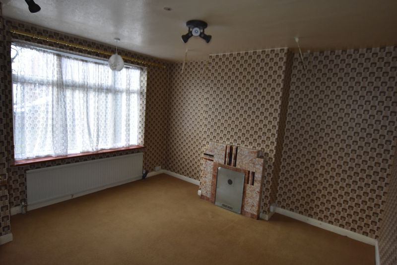 Property photo 2 of 7 Photo 2