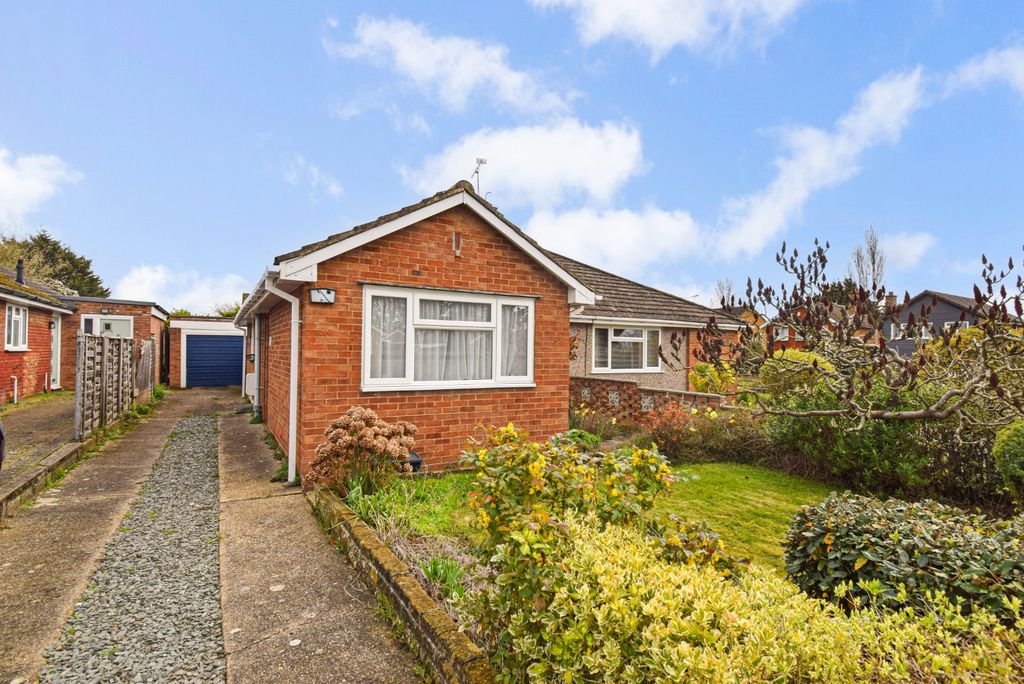 Property photo 1 of 11 External