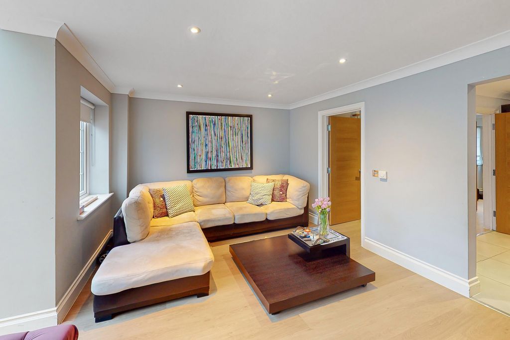 Property photo 2 of 9 Reception Room