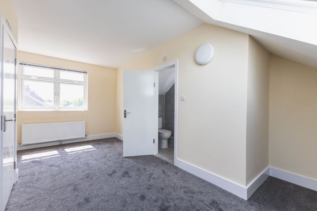 Property photo 3 of 10 Picture No. 07