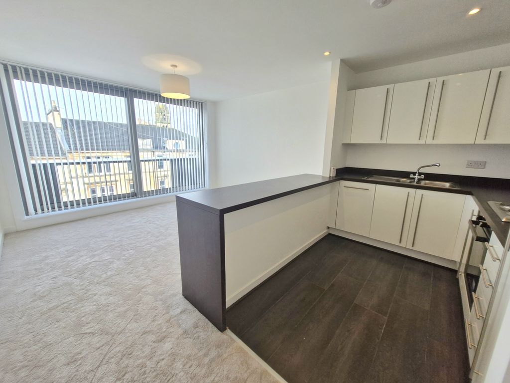 Property photo 2 of 7 Lounge