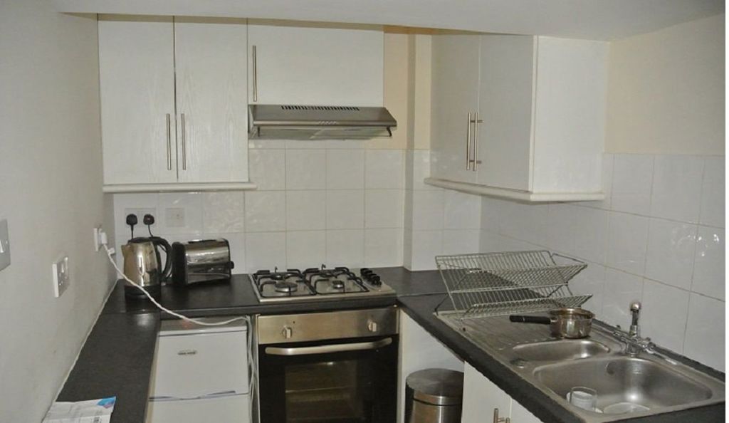 Property photo 3 of 5