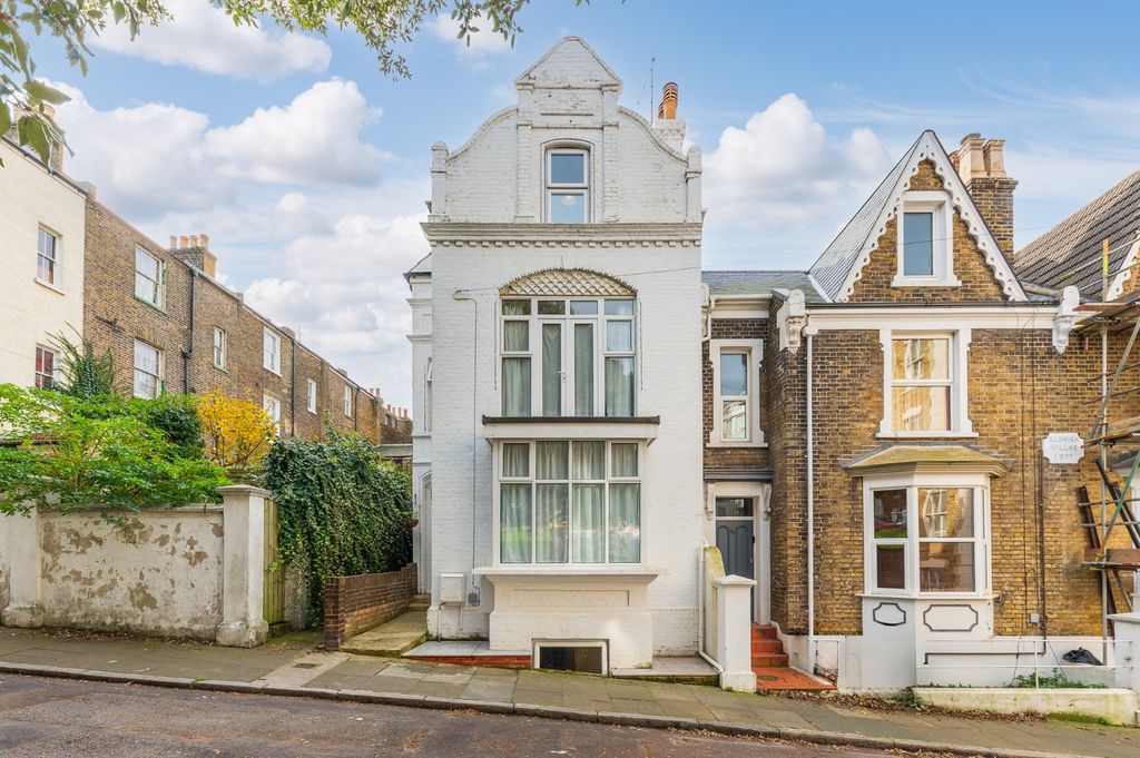 Property photo 1 of 18 Picture 1