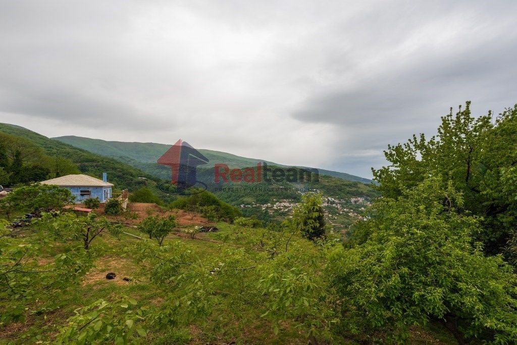 Property photo 1 of 25