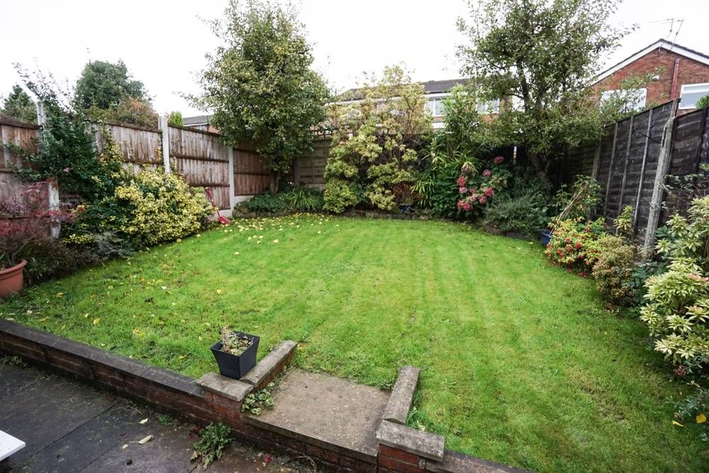 Property photo 2 of 12 Photo 3