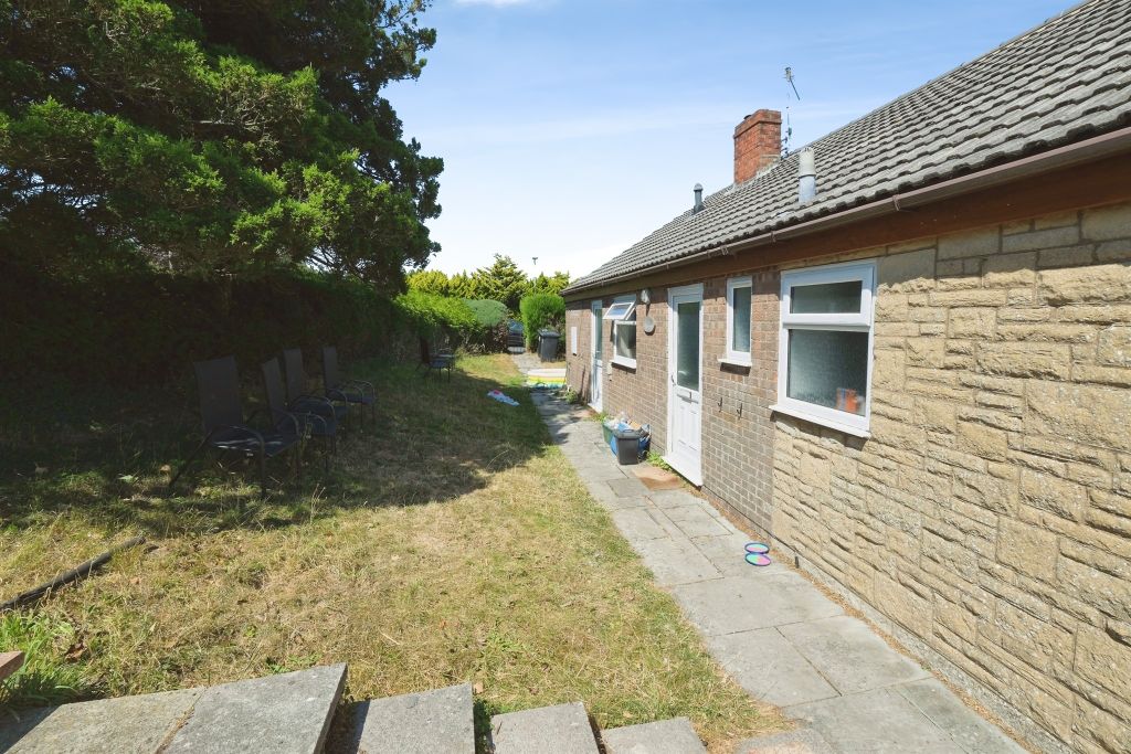 Property photo 3 of 21