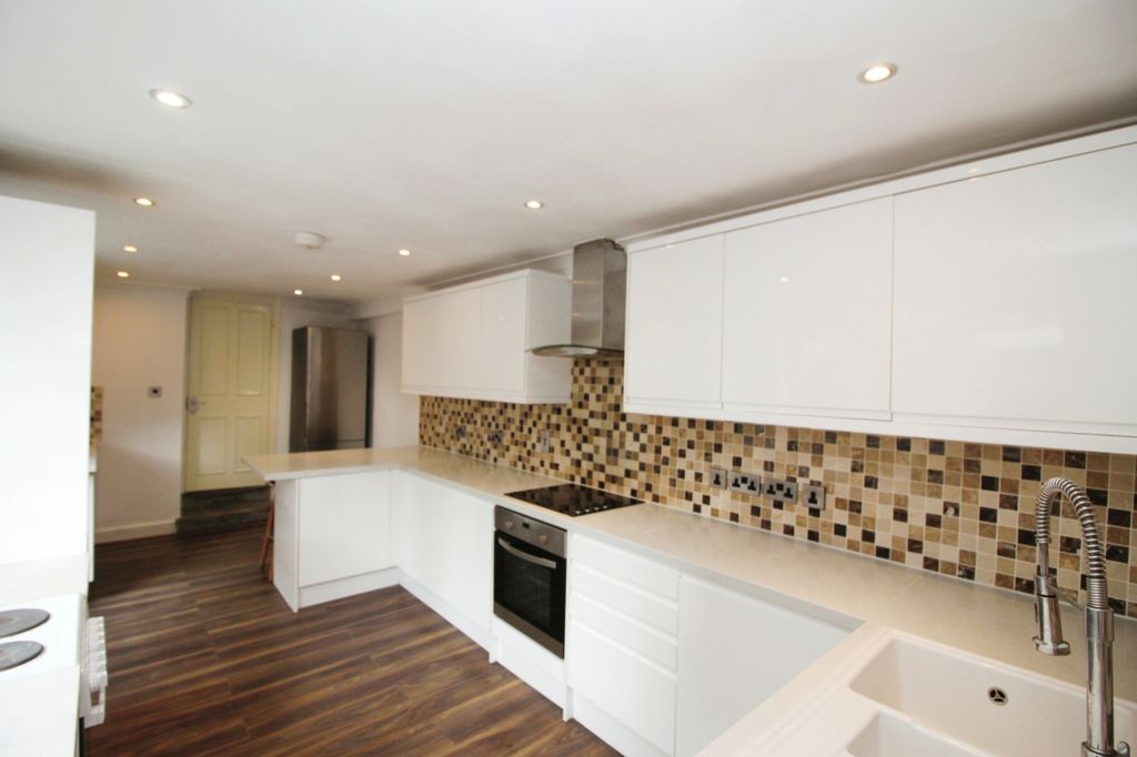 Property photo 1 of 18 Img_5849.Jpg