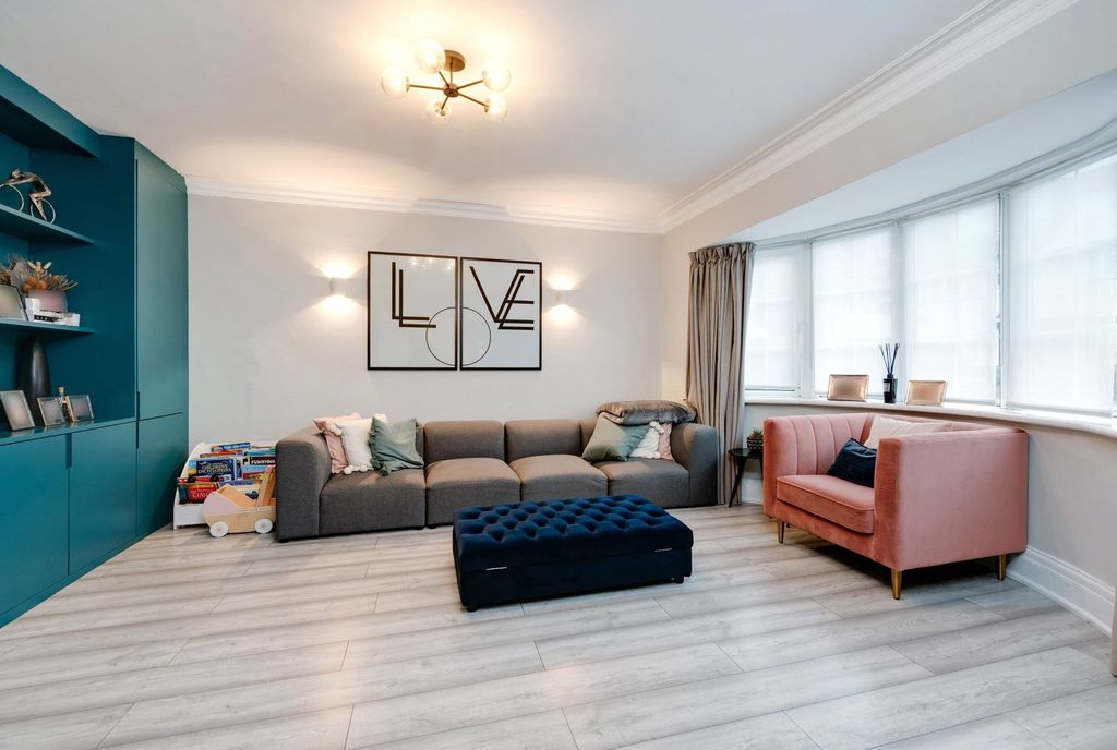 Property photo 2 of 10 Picture No. 03