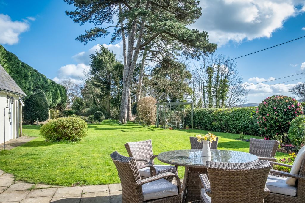 Additional image 2 of 4 bed detached house for saleBurton Park Road, Petworth, West Sussex GU28