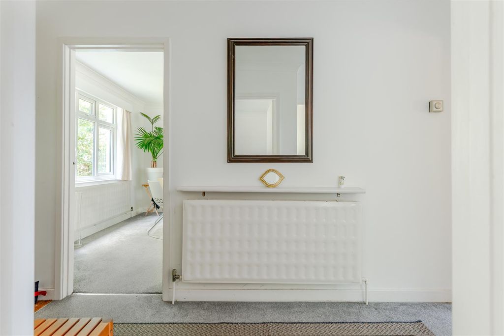 Property photo 3 of 22 Ke0_5140-Edit.Jpg