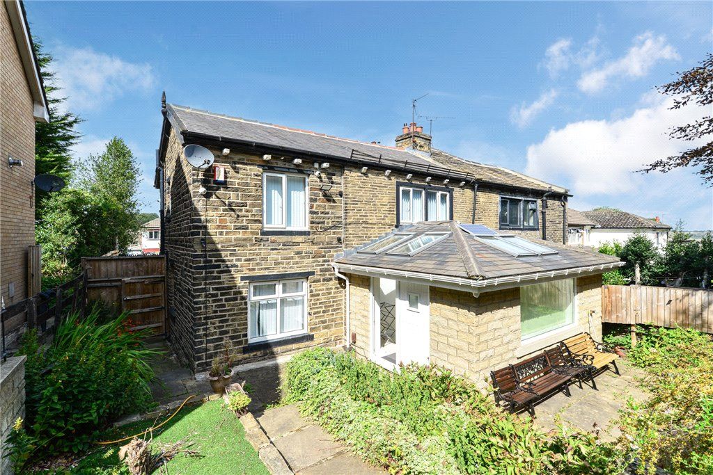 Property photo 1 of 19 Parkside Grove