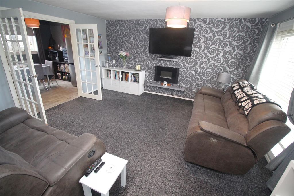 Property photo 2 of 20 Img_1373.Jpg