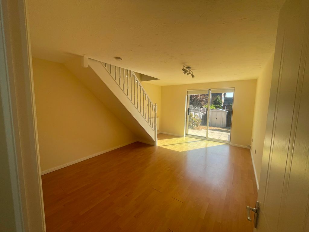 Property photo 3 of 9