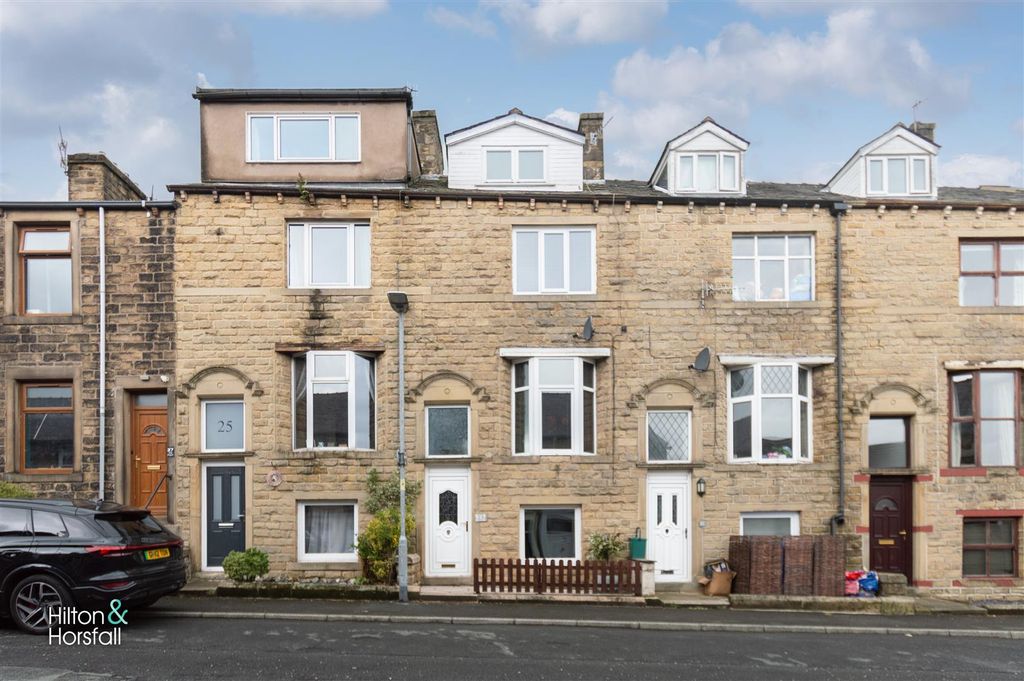 Property photo 1 of 15 York Street
