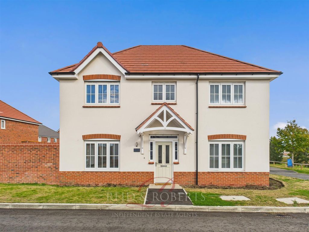 Property photo 1 of 19 Cam05148G0-Pr0079-Still040.Jpg