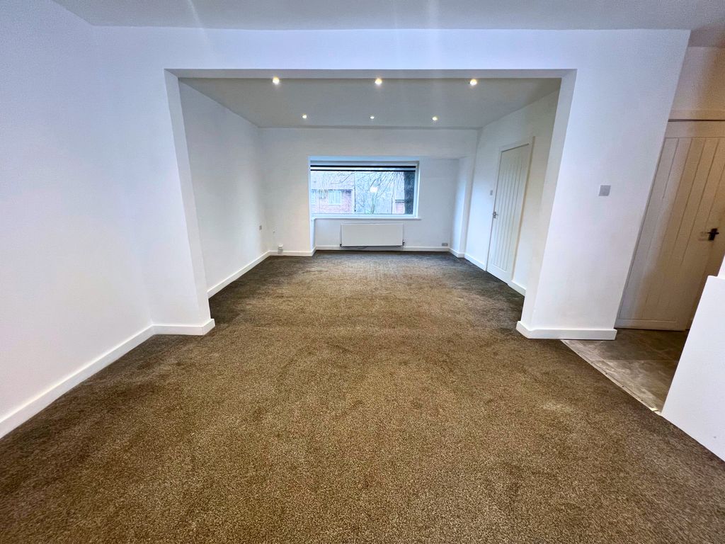 Property photo 2 of 18 Gallery