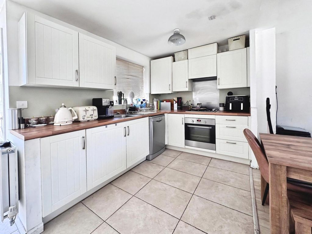 Property photo 3 of 14 Pbox-Img.Jpg