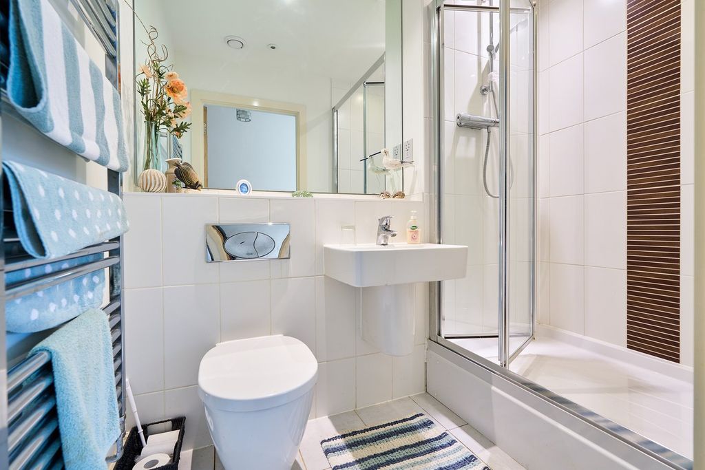 Additional image 4 of 2 bed flat for saleBridge Yard, Bradford-On-Avon BA15