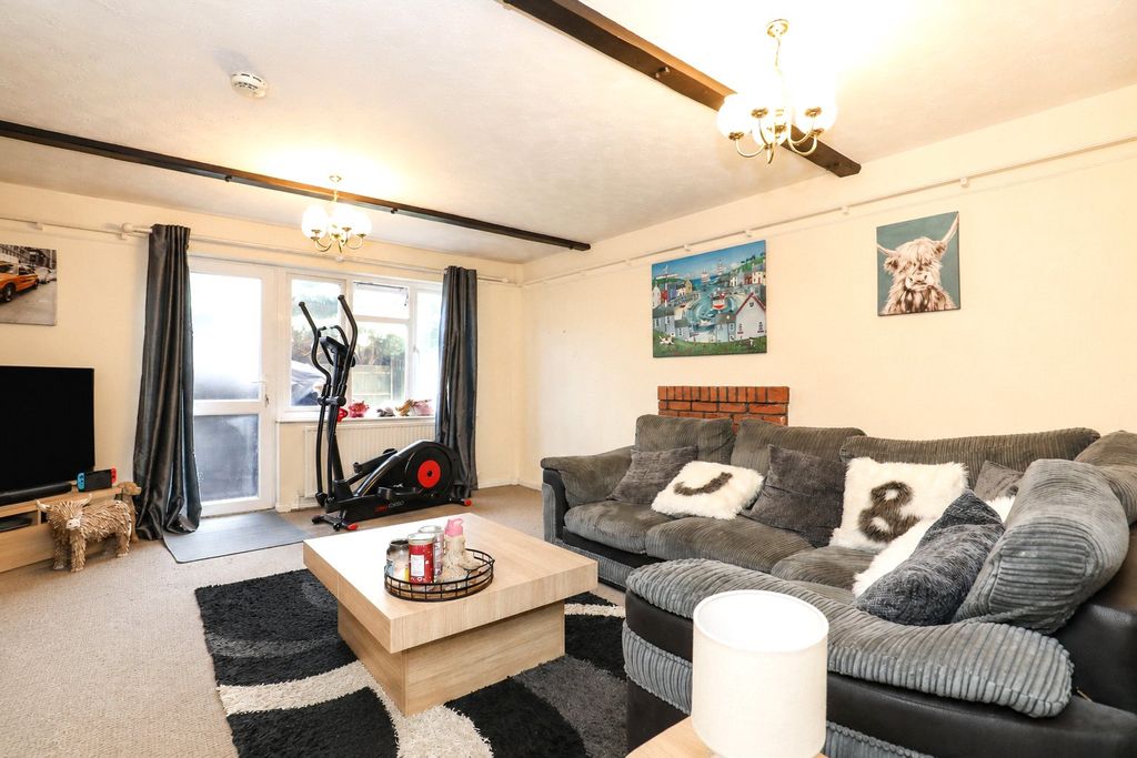 Property photo 1 of 8 1