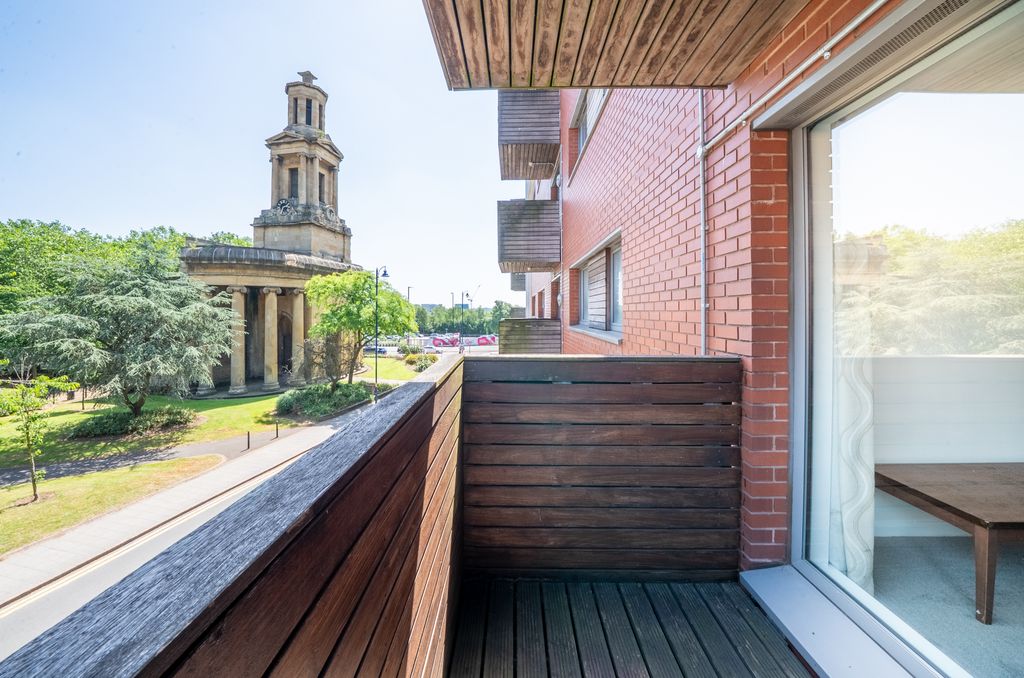 Property photo 1 of 18 Skyline00008