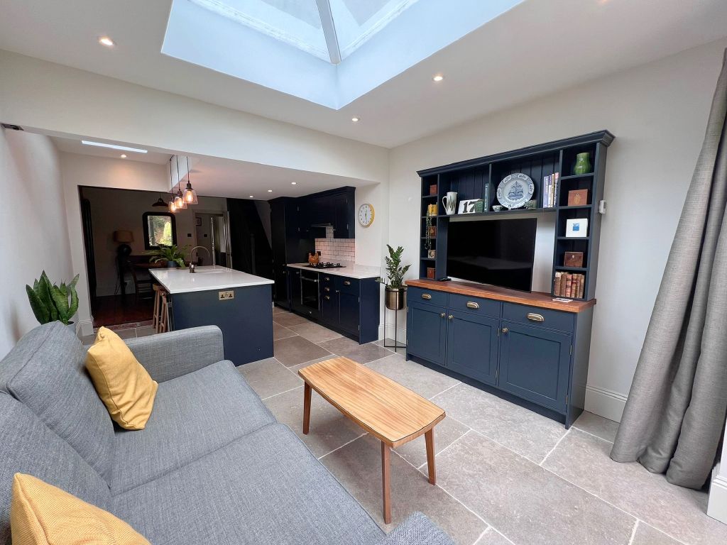 Property photo 3 of 19 3