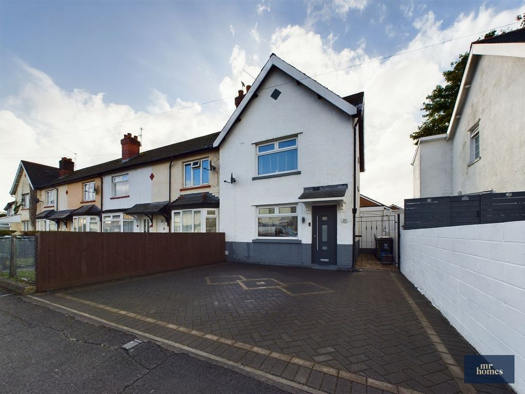 Property photo 1 of 33