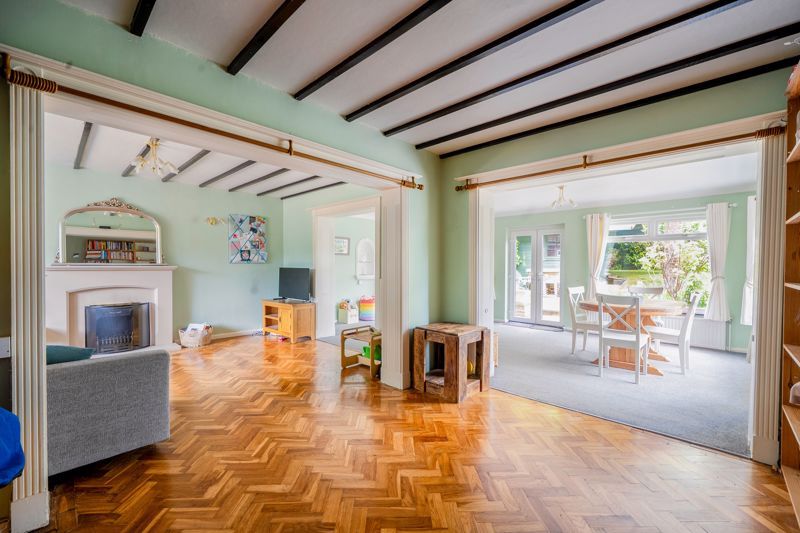 Property photo 2 of 17 Photo 6