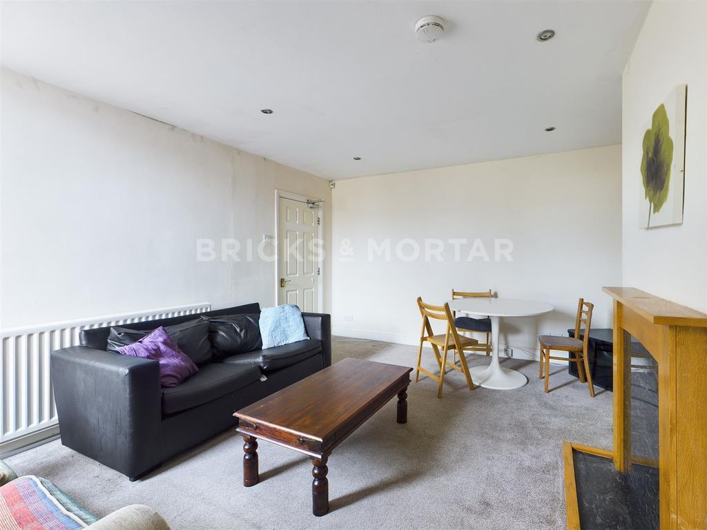 Property photo 2 of 12 I4Td8Adqs0Svdk3Yuuguqw.Jpg