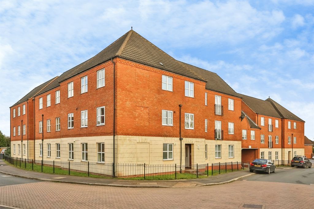 Property photo 1 of 14