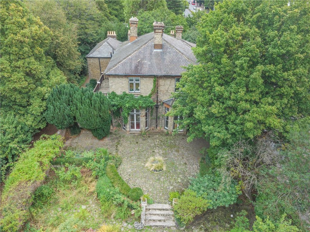 Property photo 1 of 9 Picture No. 25