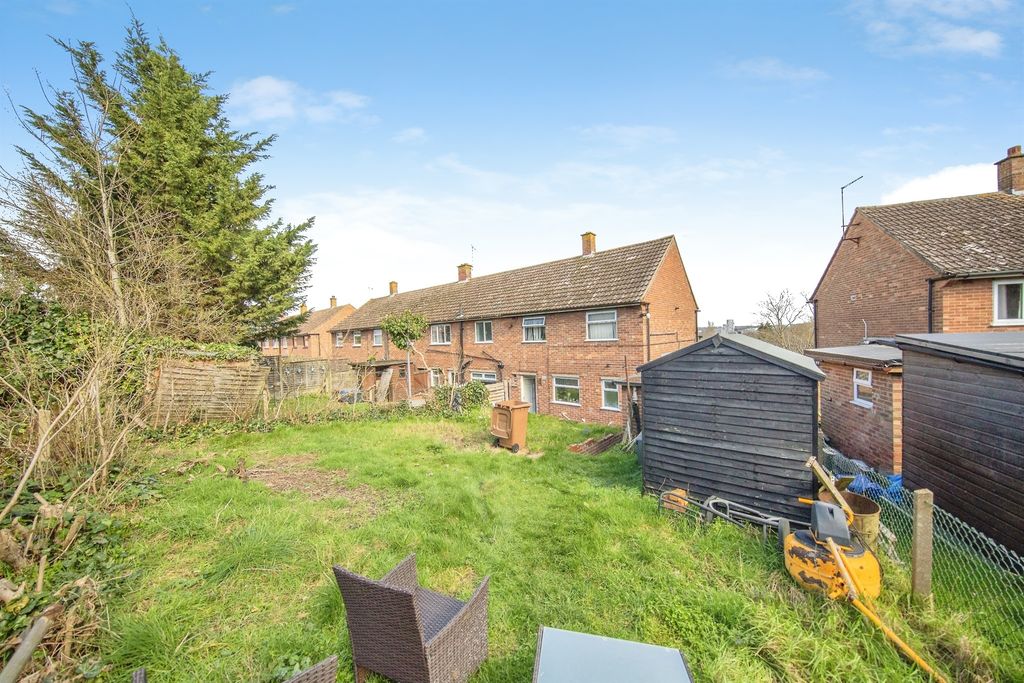 Property photo 2 of 8