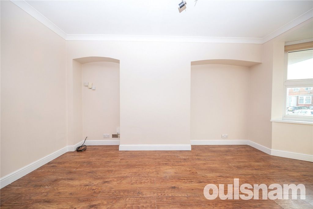 Property photo 3 of 18 Picture No. 03