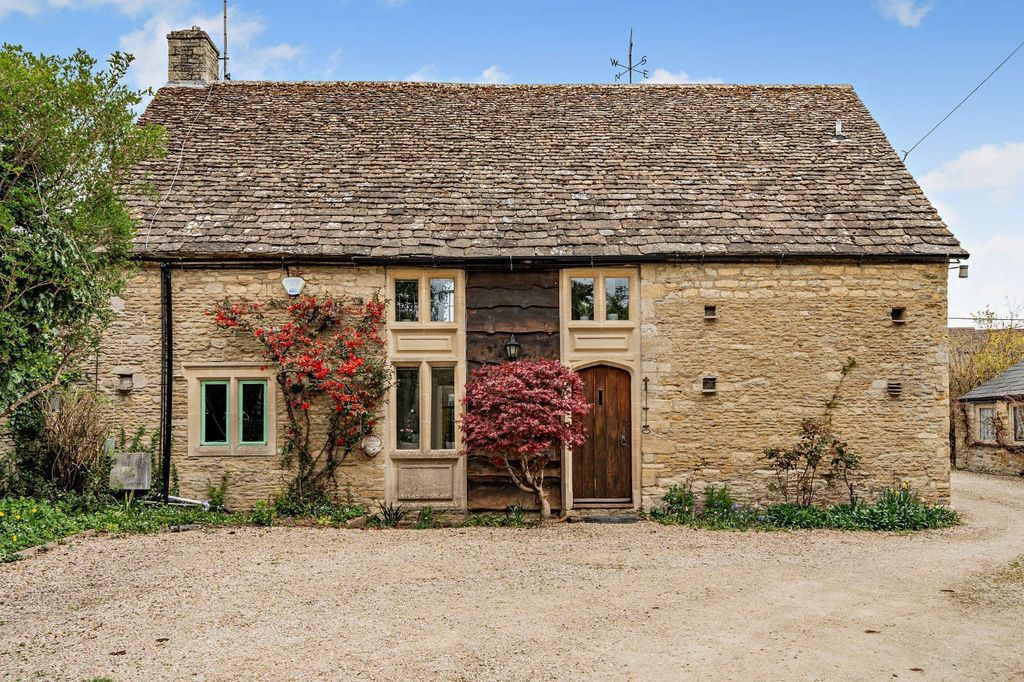 Property photo 1 of 16 Picture No. 27