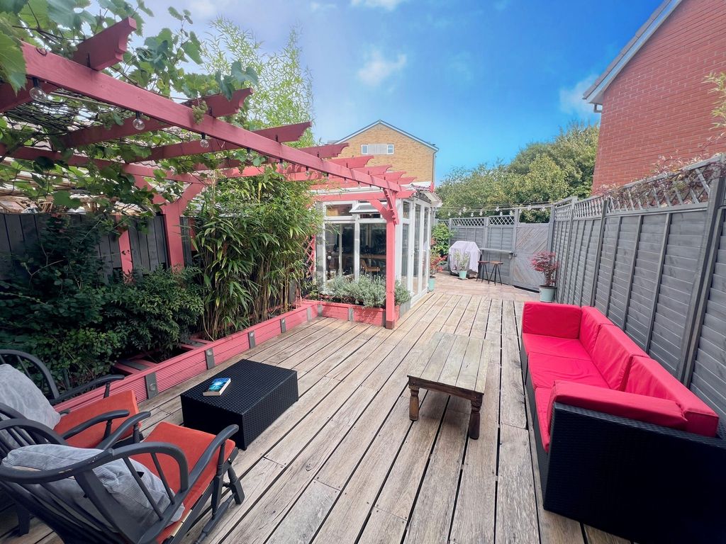 Property photo 3 of 13