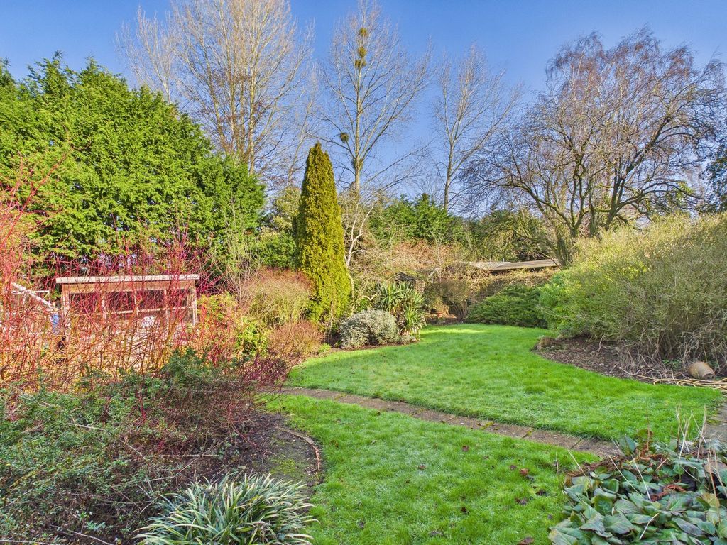 Property photo 2 of 19