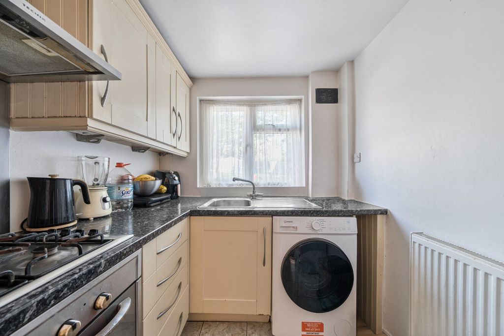 Property photo 2 of 13 Picture No. 06
