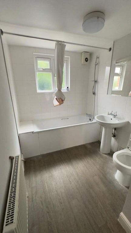 Property photo 3 of 14 Shared Bathroom
