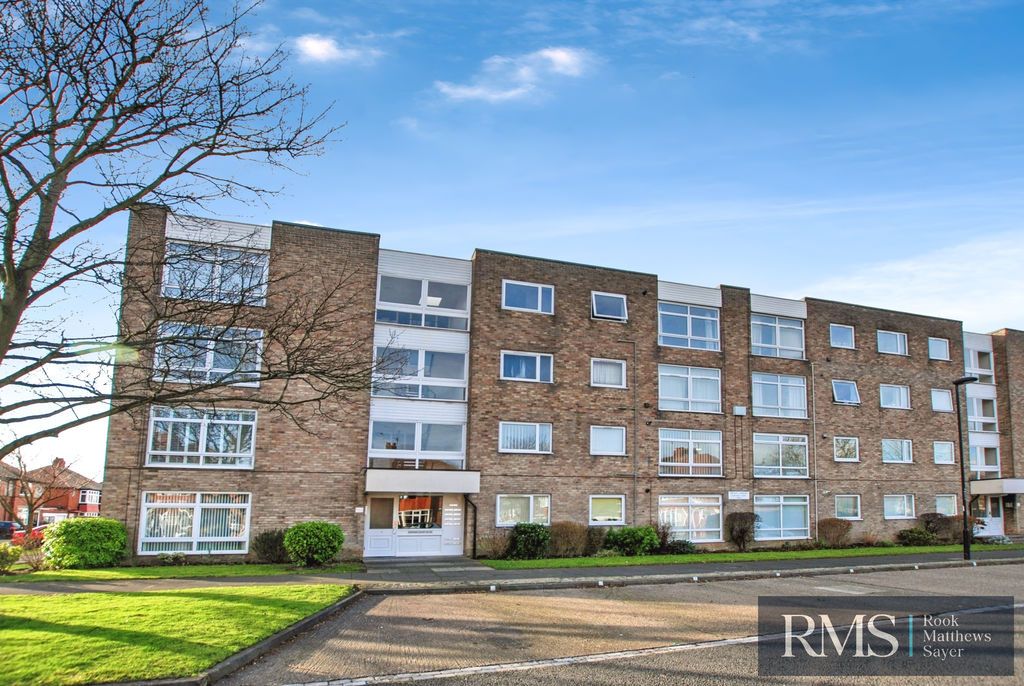 Property photo 1 of 7 Photo 4