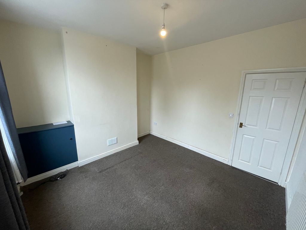 Property photo 2 of 11 Image