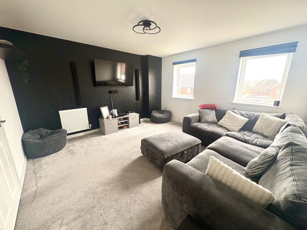 Property photo 2 of 13 Photo 2