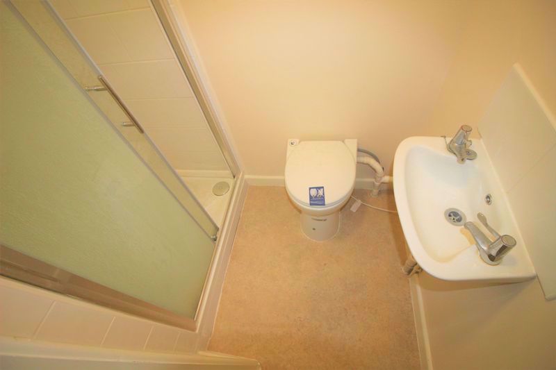 Property photo 2 of 5 Photo 5