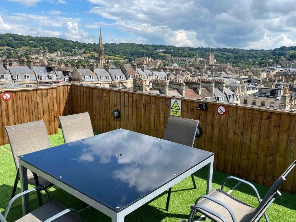 Property photo 1 of 23 Roof Terrace