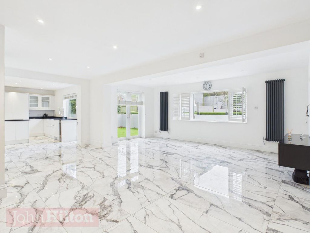 Property photo 2 of 18 Pr0656-Still002.Jpg