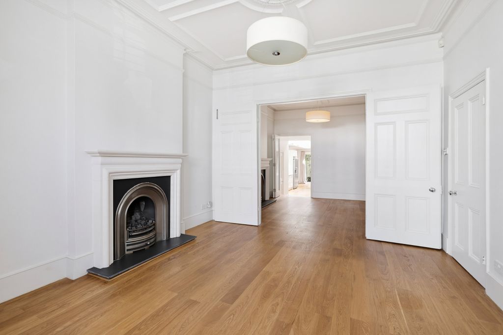 Property photo 3 of 15 Reception Room 2