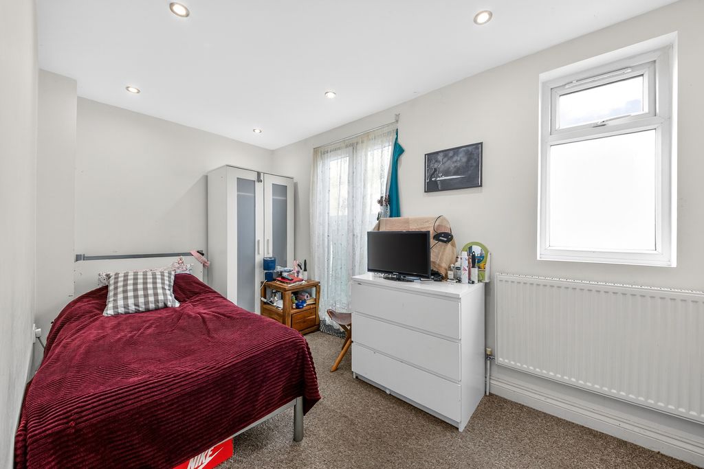 Additional image 12 of 5 bed terraced house for saleLodge Avenue, Dagenham RM8