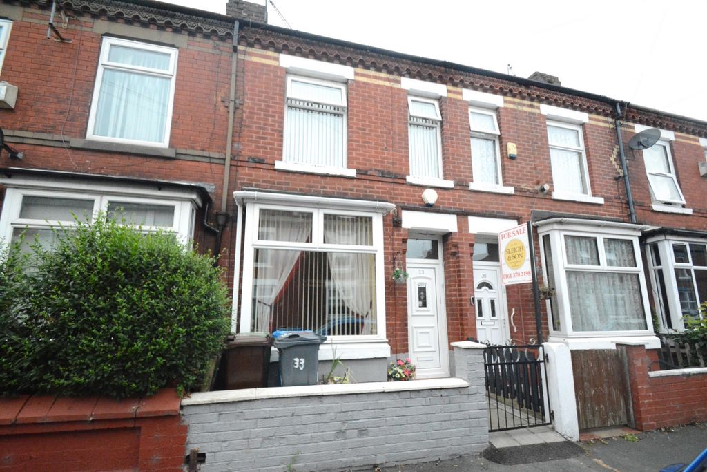 Property photo 1 of 10 Front