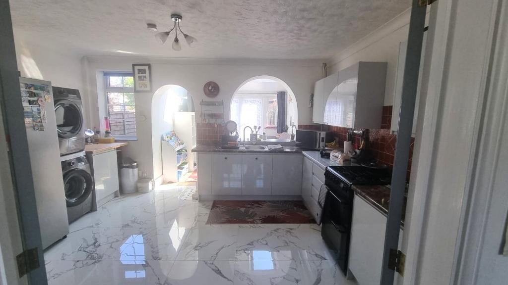 Property photo 3 of 13 Photo 3