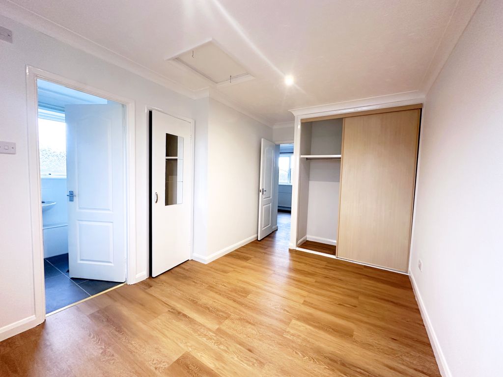 Property photo 1 of 6 Bedroom 2