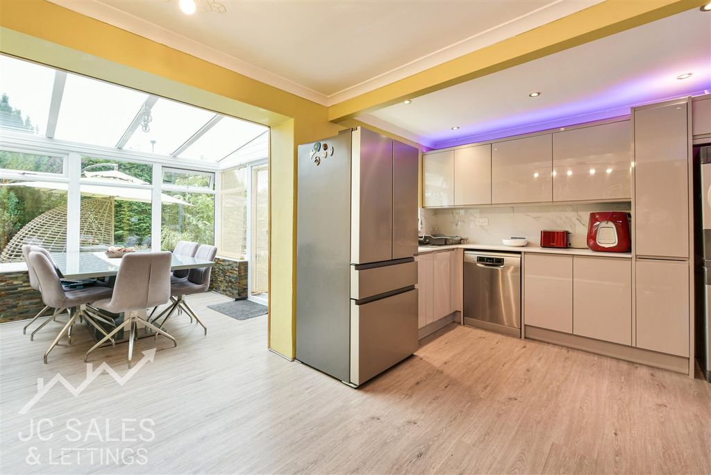 Property photo 2 of 21 Dsc_4959.Jpg